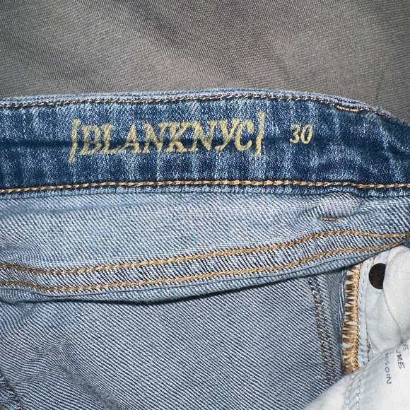 Blank NYC Blue Frayed Jean Shorts - Picture 3 of 4
